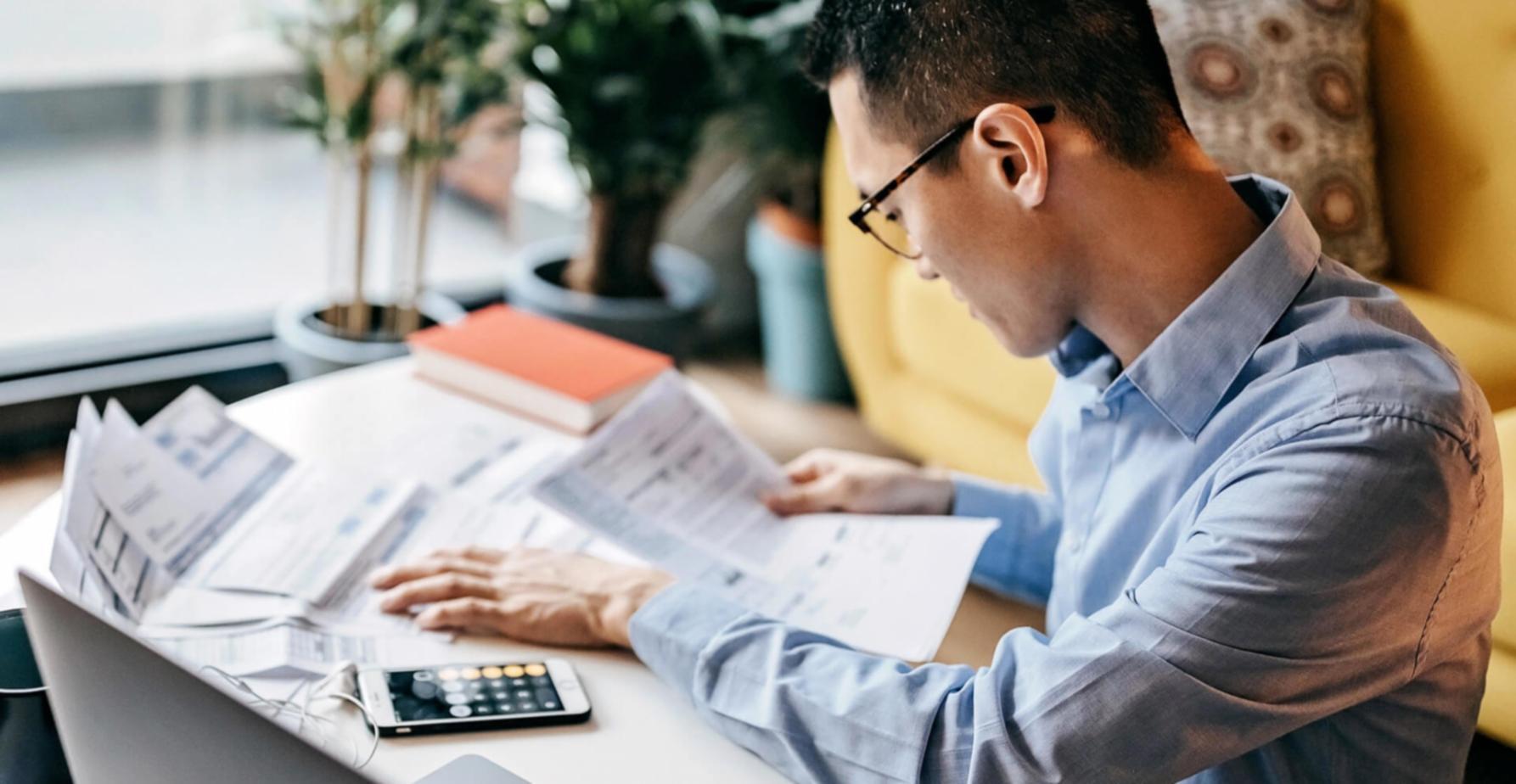 Dashboard con metriche e analisi keyword in tempo reale